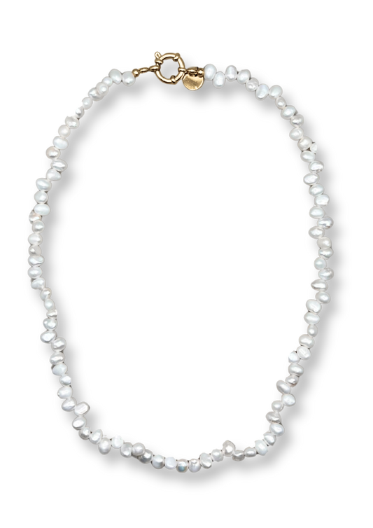 COOLSTEELANDBEYOND Parel Kristal Cluster Statement COOLSTEELANDBEYOND Parel Kristal Cluster Statement