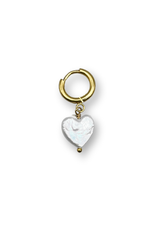 Heart pearl pendant