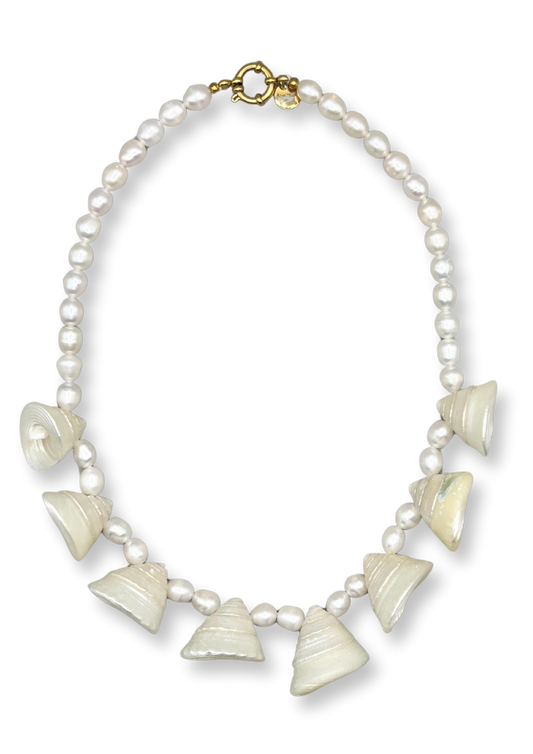 Boris Shell Necklace